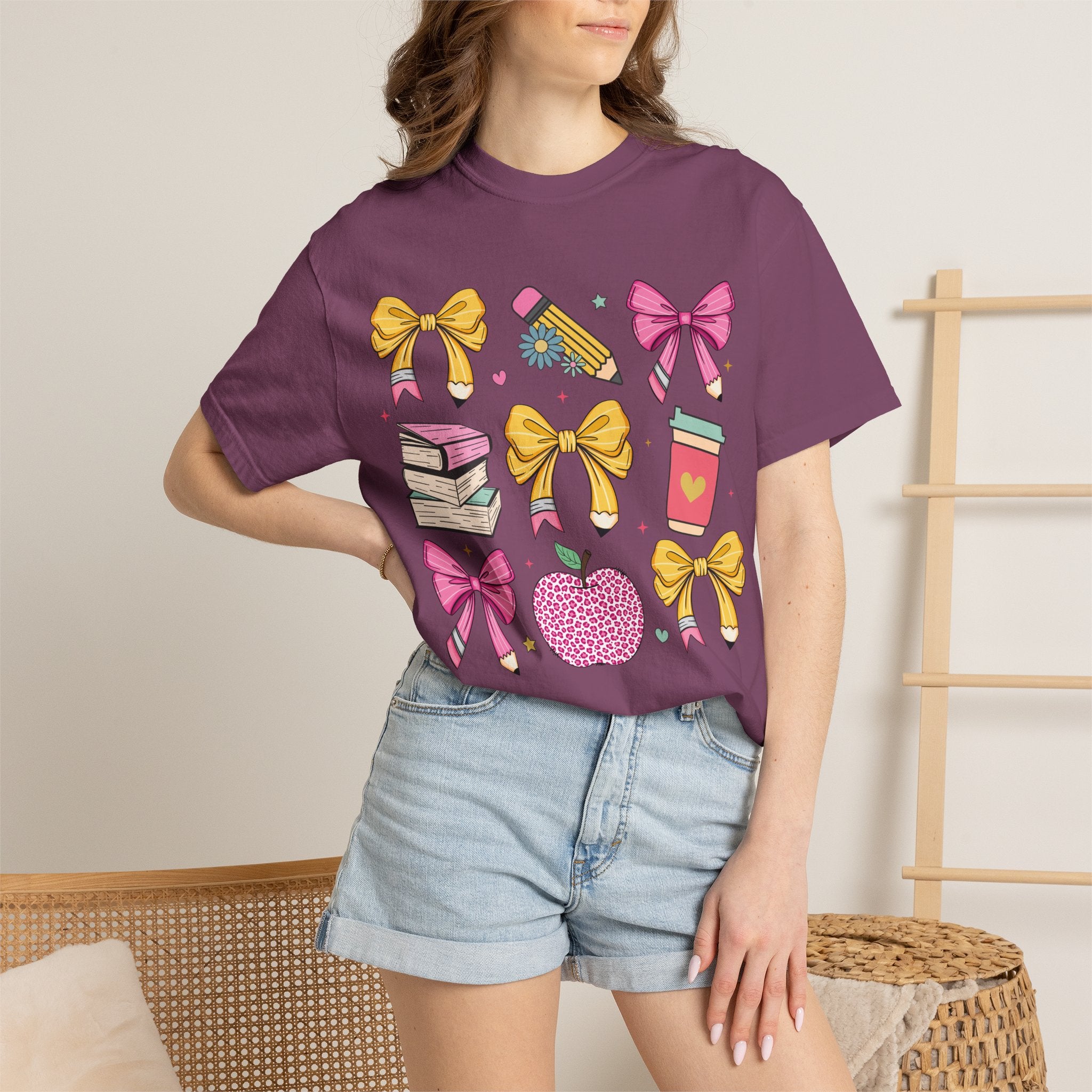 Teacher Gift T-Shirt — Cute Bows, Apple & School Icons Design