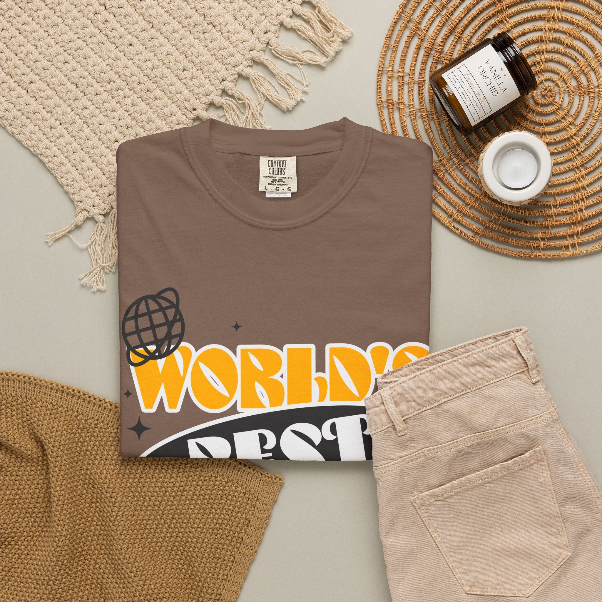 World's Best Teacher T-Shirt — Retro School Globe & Pencil Gift