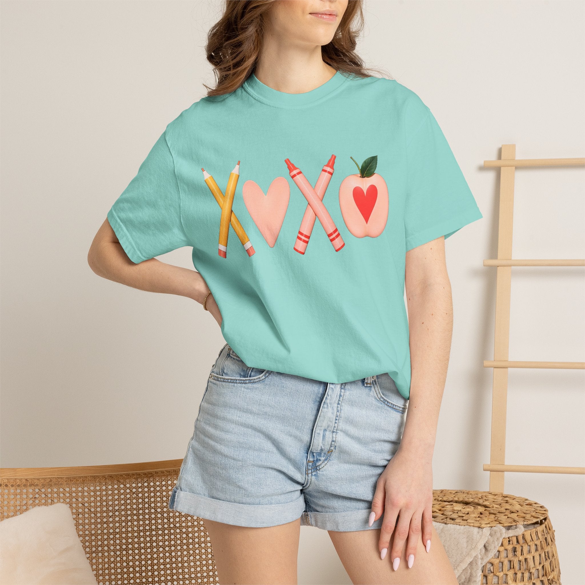 Teacher Love T-Shirt – XOXO Pencils & Apple School Tee