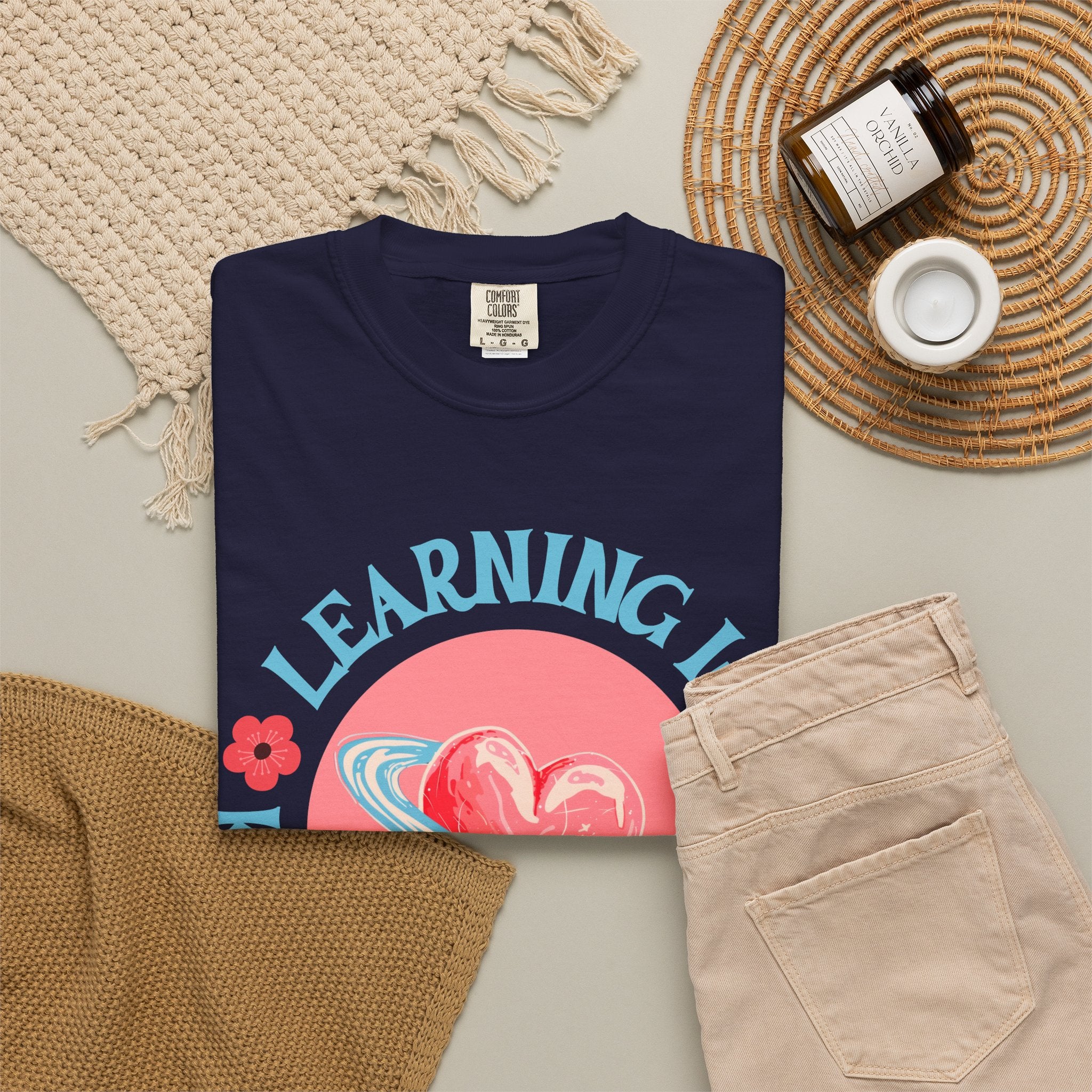 T-Shirt — "Learning Is the Key to Growth" Planet Heart Graphic Tee