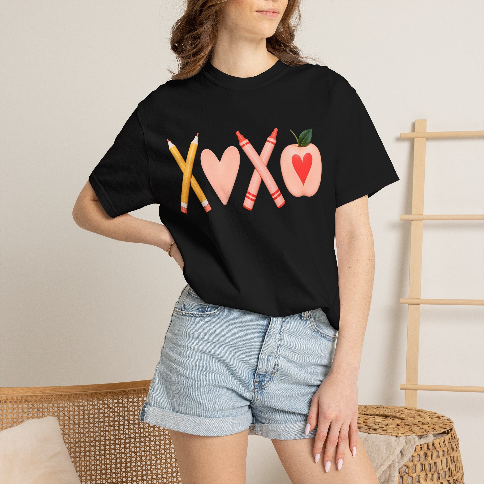 Teacher Love T-Shirt – XOXO Pencils & Apple School Tee