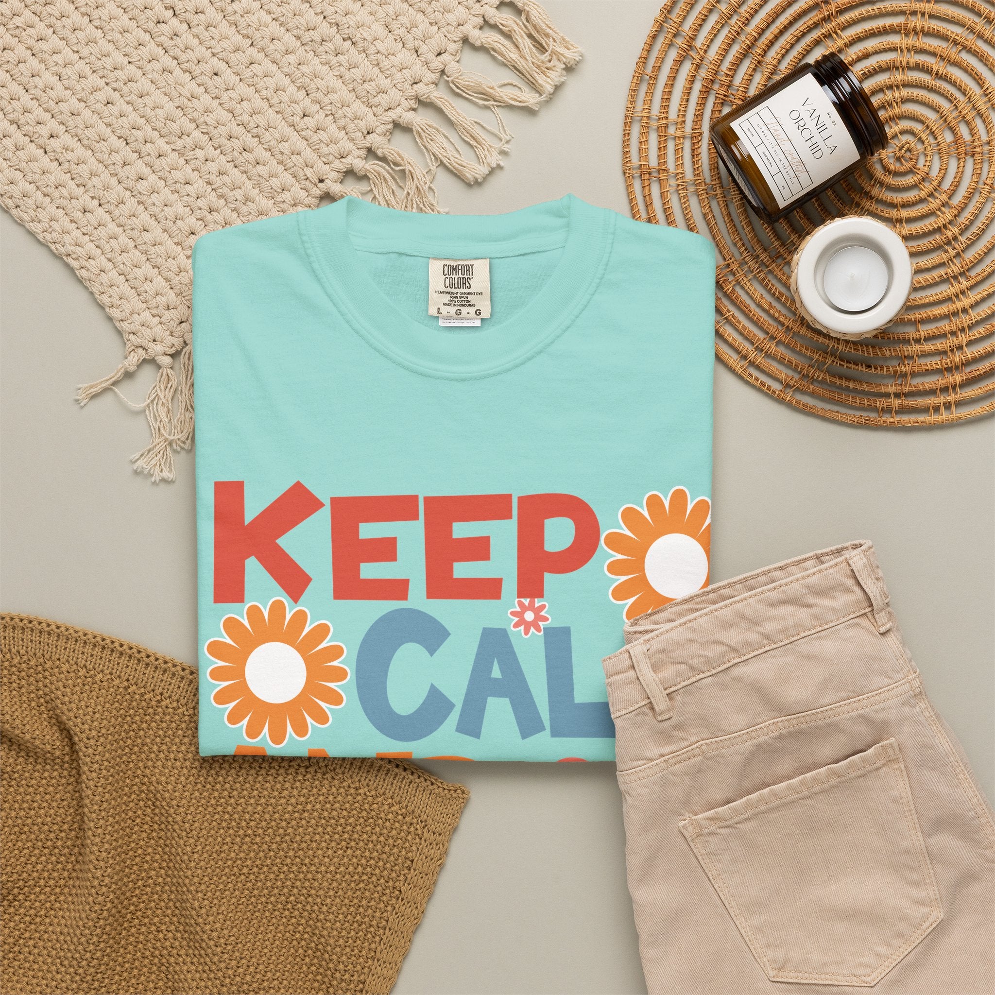 Keep Calm and Teach On T-Shirt — Retro Floral Teacher Tee