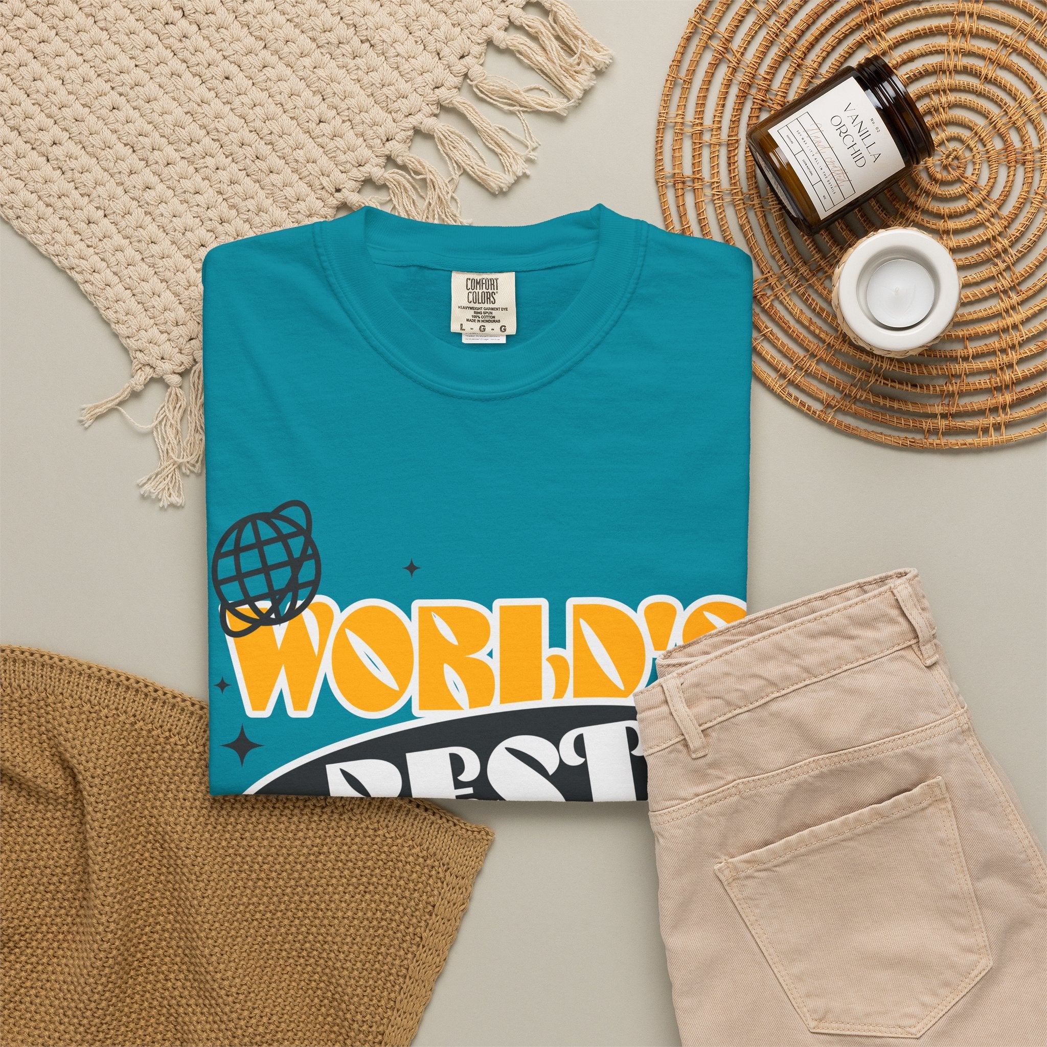 World's Best Teacher T-Shirt — Retro School Globe & Pencil Gift
