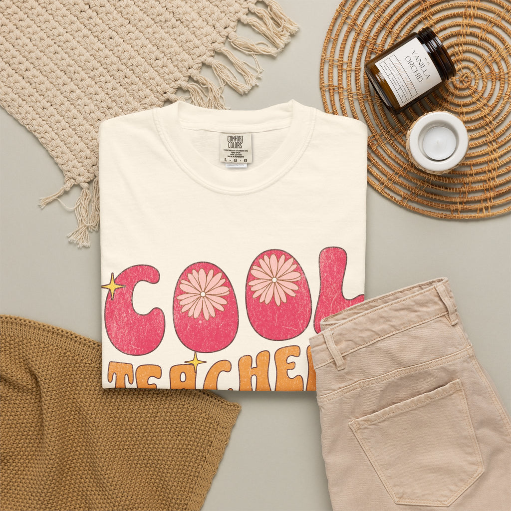 Cool Teachers Club T-Shirt — Retro Floral Teacher Appreciation Tee