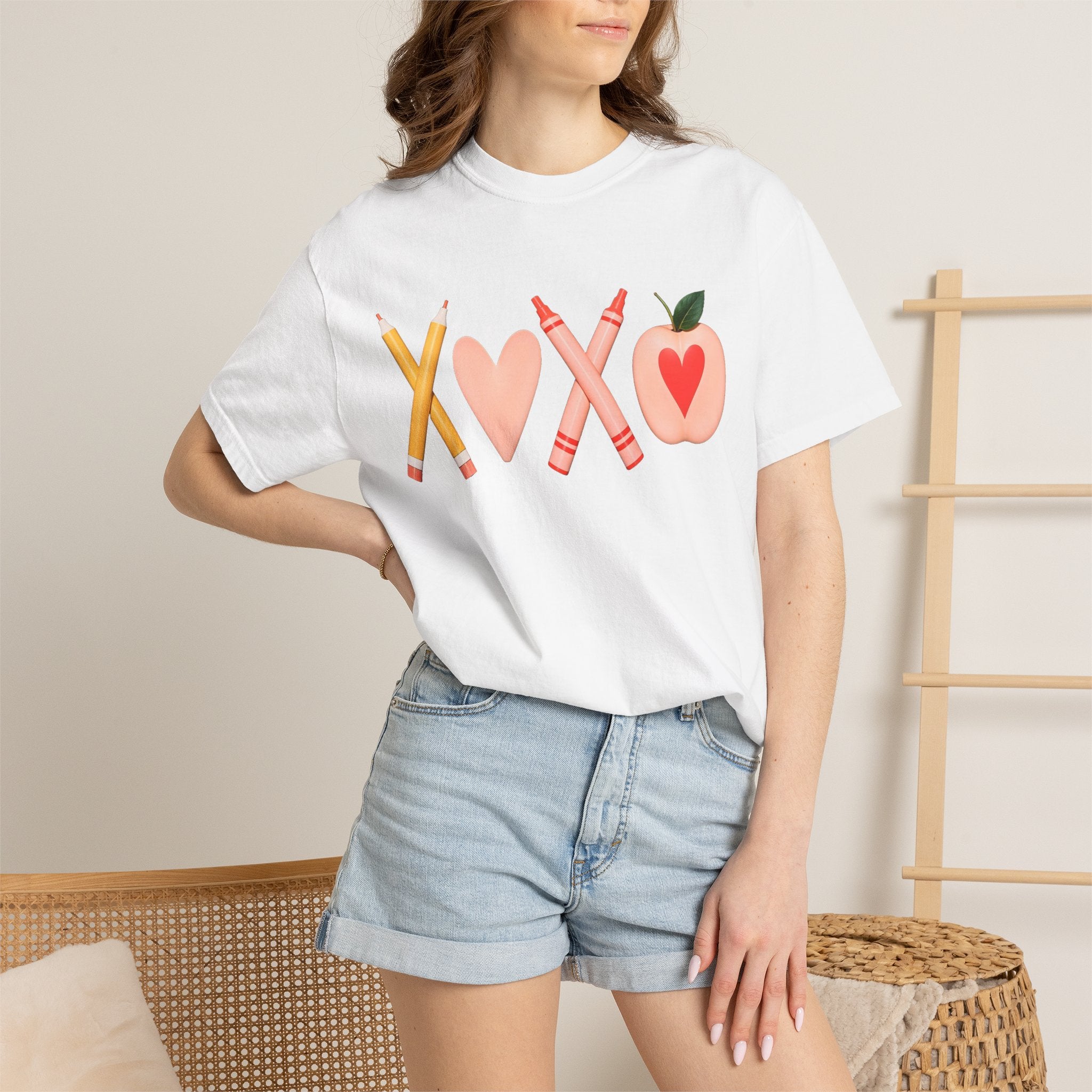 Teacher Love T-Shirt – XOXO Pencils & Apple School Tee